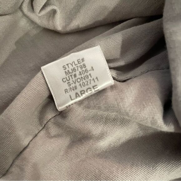 CDR drape long sleeve - Picture 7 of 8